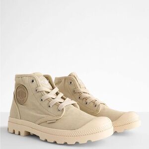 Palladium Pampa HI Boots in Sahara